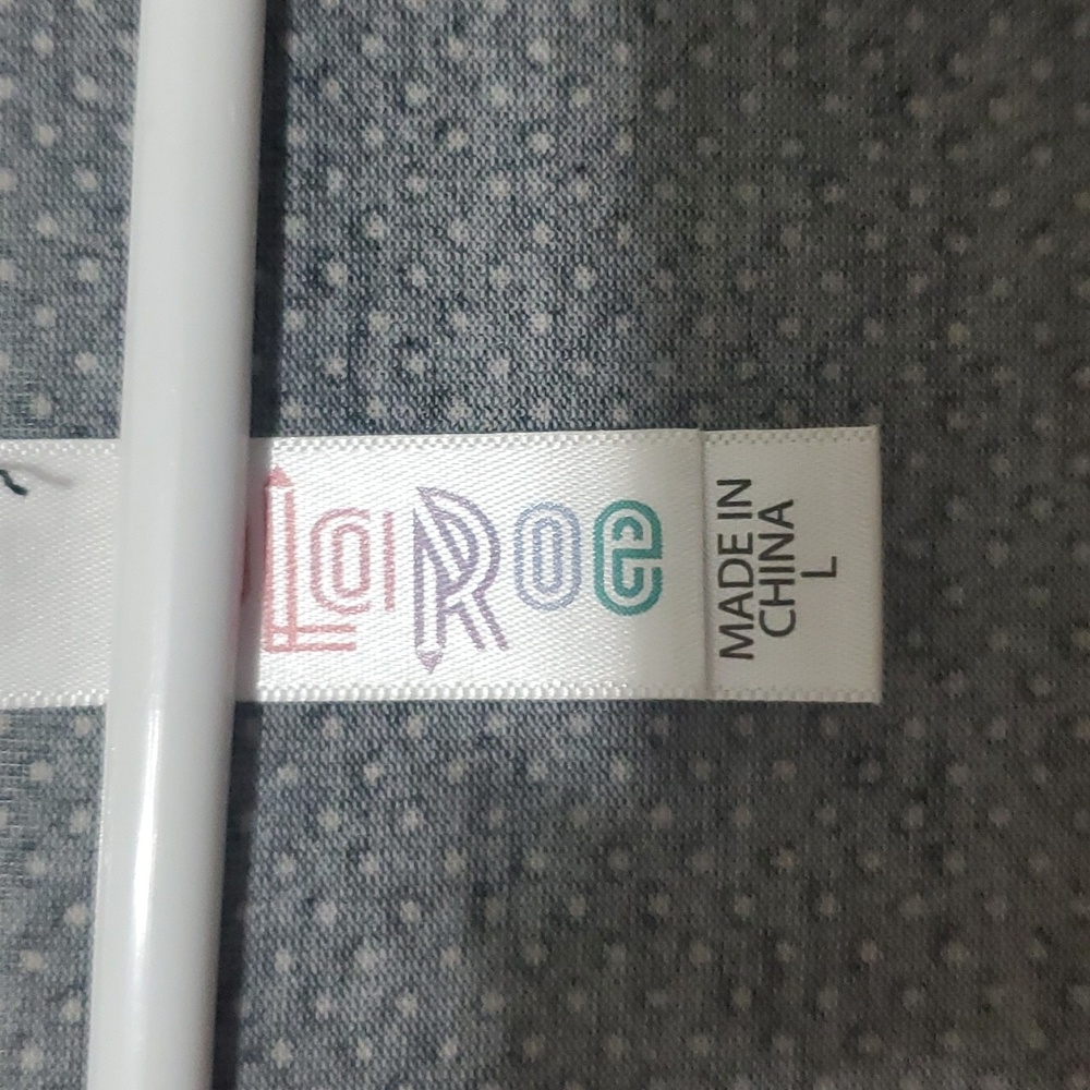 EUC LuLaRoe Lynnae top sz Large - Picture 3 of 3